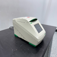 Bio-Rad T100 Thermal Cycler image 0